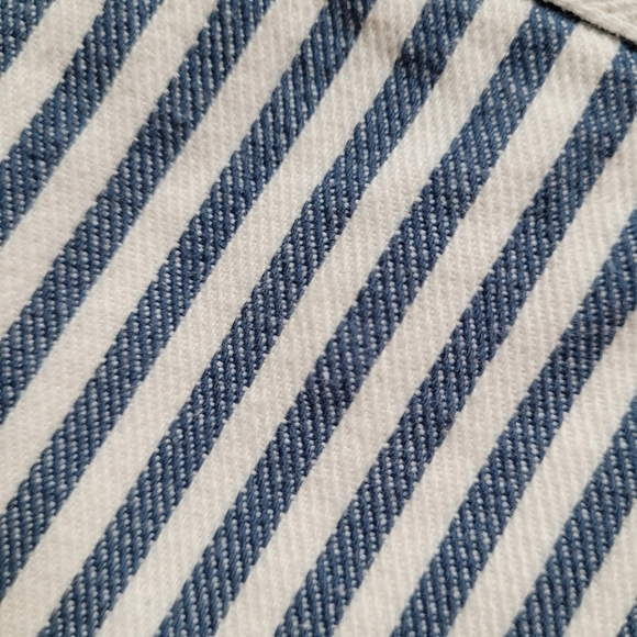 Madewell Shrunken (style name) Workwear Jacket in Poppy Stripe Denim - Size S - Picture 11 of 15